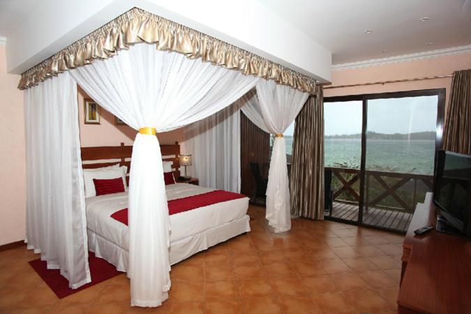 Humula Beach Resort Vila Praia Do Bilene Exterior photo