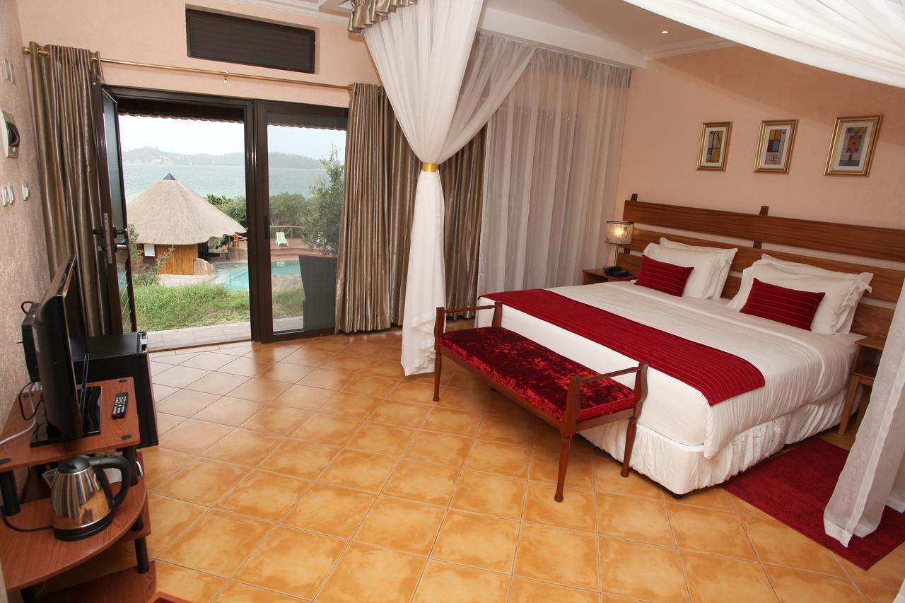 Humula Beach Resort Vila Praia Do Bilene Exterior photo